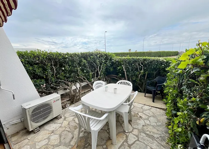 Studio Climatise Pour 2 Avec Terrasse Et Parking Pres Des Plages - Fr-1-338-613